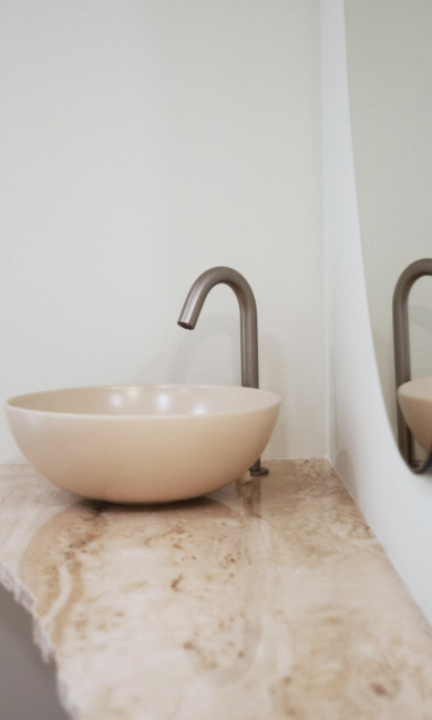 LAURA ORTÍN ARQUITECTURA Salómn de belleza en Murcia Tinezzova