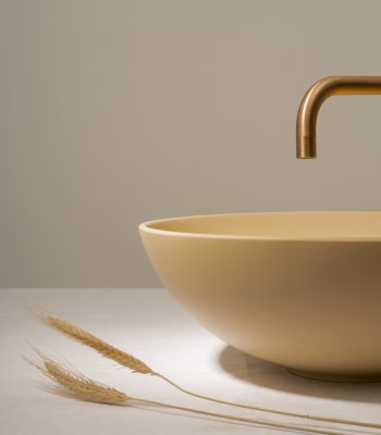 LR4M_close-up_Lavabo_Solid_Surface_iconico_2